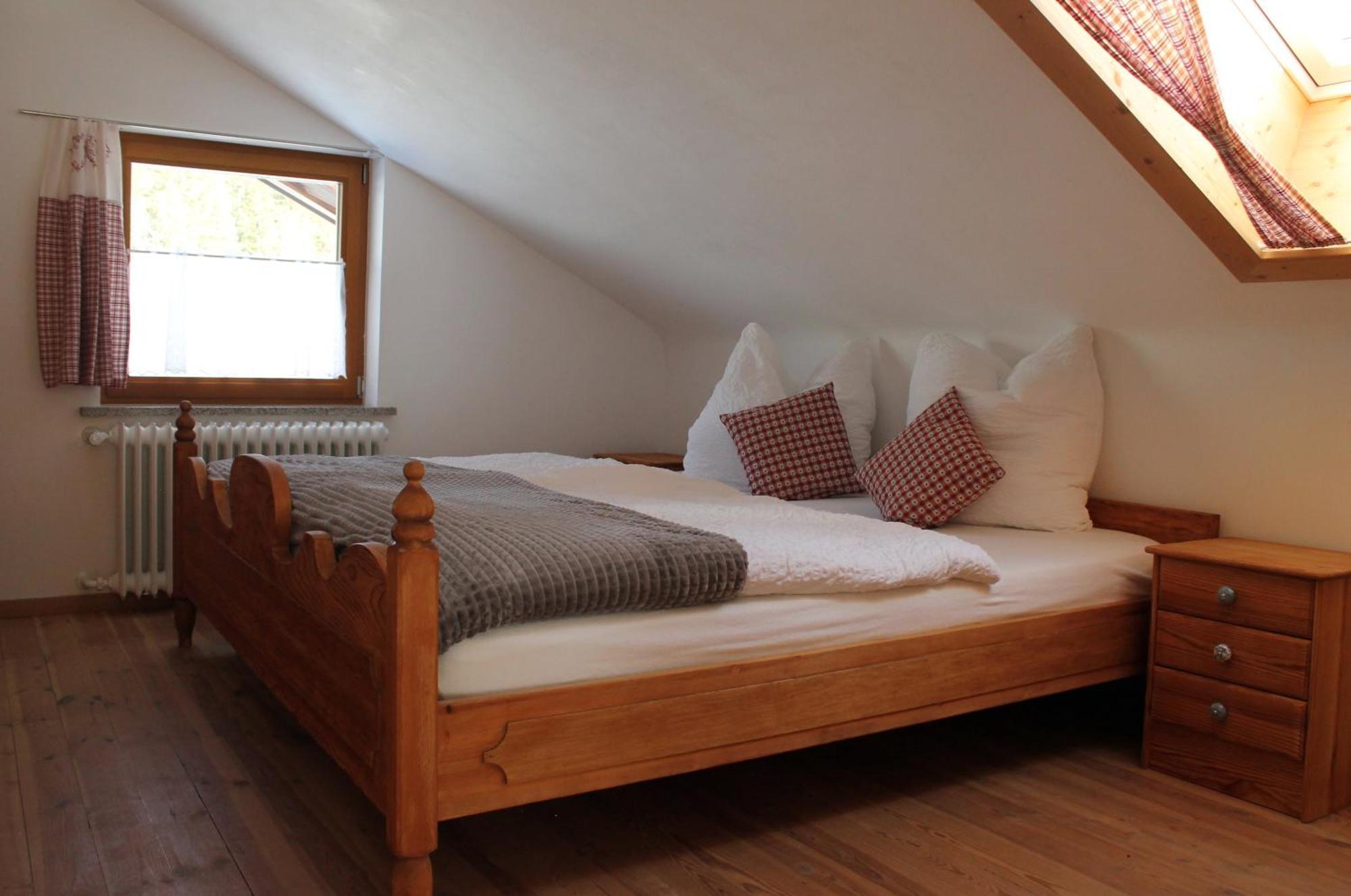Berggasthof Karntner Alm Hotel Mittenwald Bagian luar foto