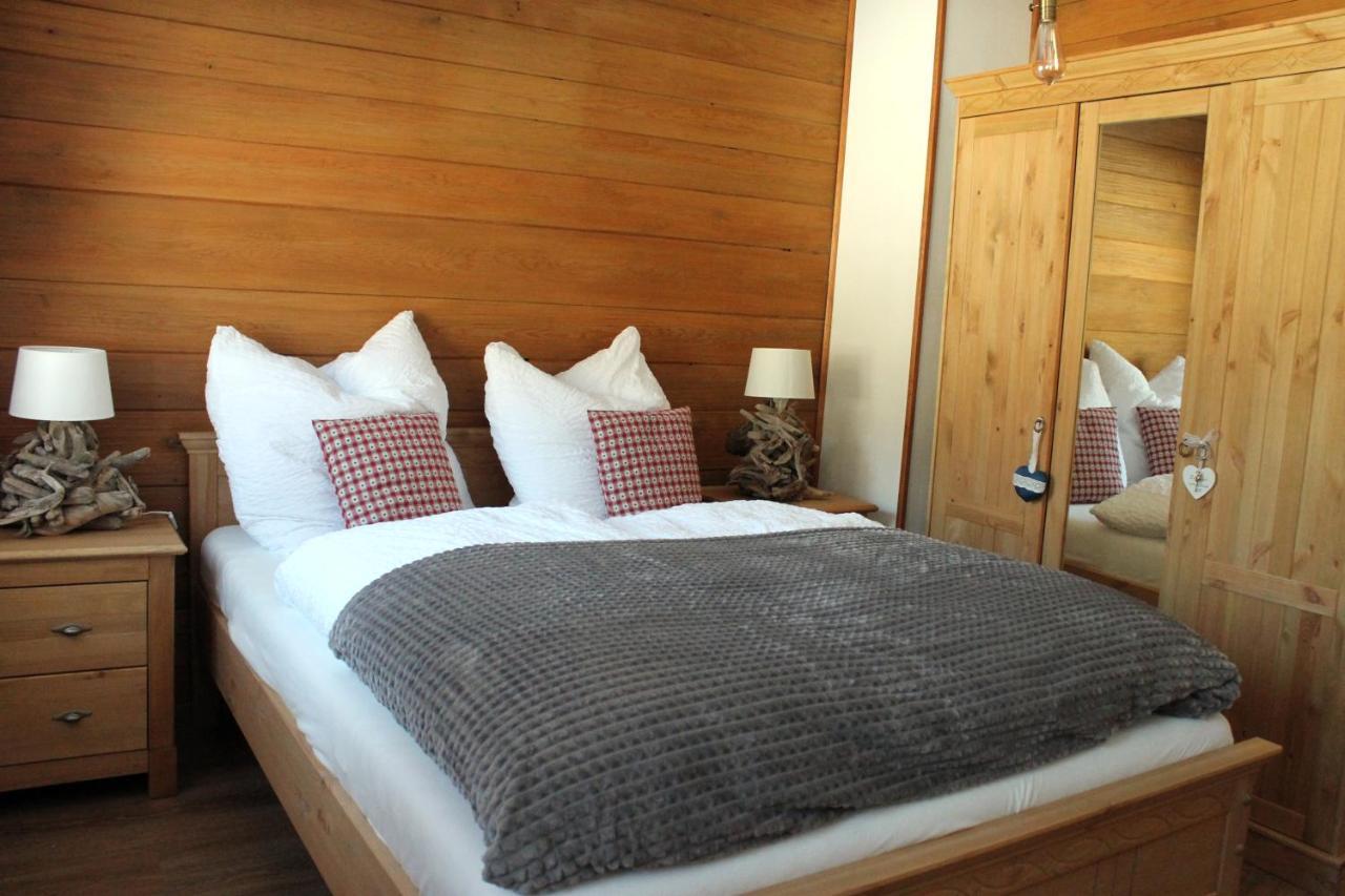 Berggasthof Karntner Alm Hotel Mittenwald Bagian luar foto